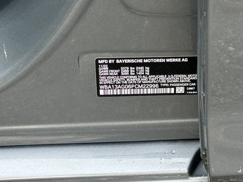 Used 2023 BMW 530e w/ Convenience Package image 29