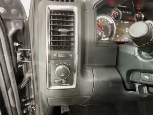Used 2018 RAM 2500 Laramie AWD/4WD image 20