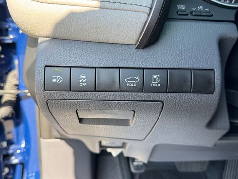 Used 2023 Toyota Camry SE FWD image 31