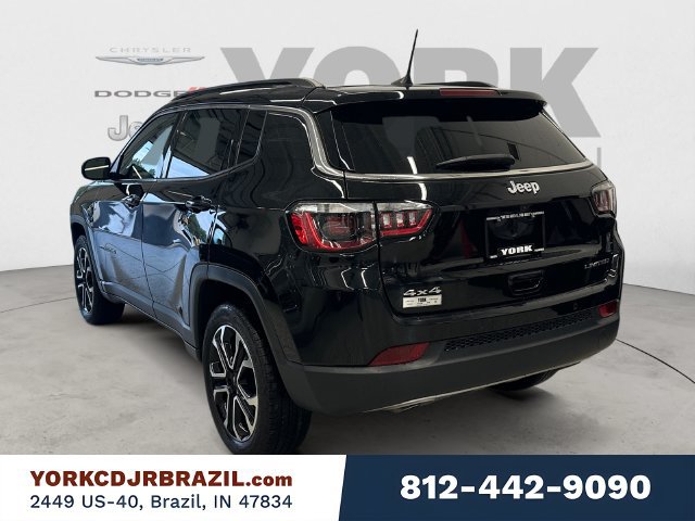 Used 2023 Jeep Compass Limited AWD/4WD image 3