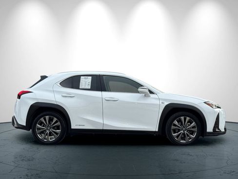 Used 2019 Lexus UX 250h image 3