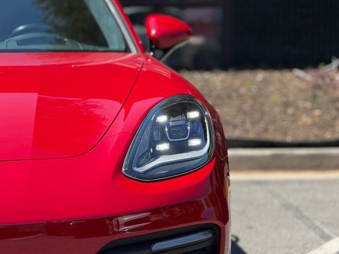 Used 2023 Porsche Panamera 4S w/ Premium Package image 5