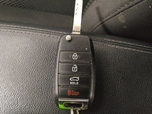 Used 2019 Kia Optima LX w/ LX 17" Wheel Package FWD image 32