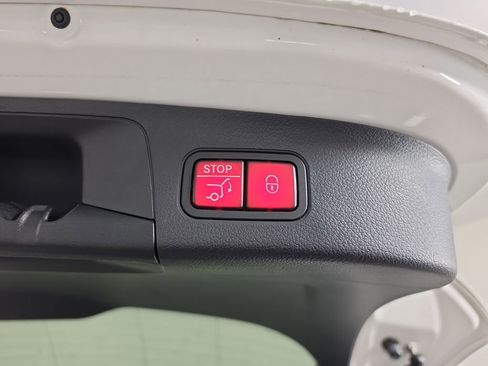 Used 2022 Mercedes-Benz GLA 250 image 32