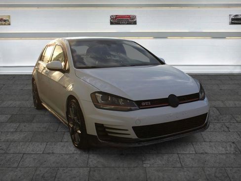 Used 2017 Volkswagen GTI SE FWD image 1