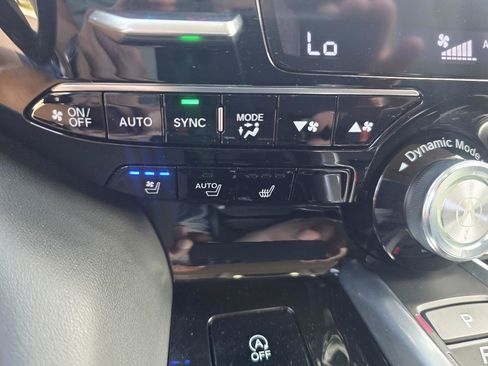 Used 2024 Acura MDX SH-AWD w/ Advance Package image 17