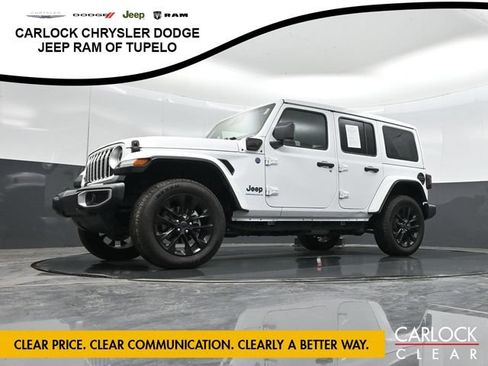 Used 2025 Jeep Wrangler Unlimited Sahara w/ Safety Group AWD/4WD image 58