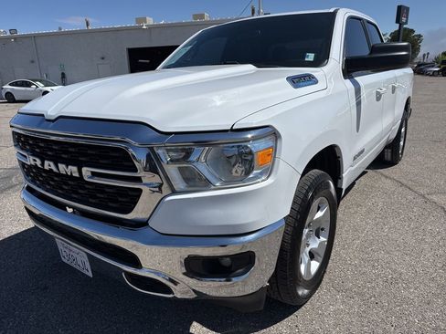 Used 2022 RAM 1500 Big Horn AWD/4WD image 3