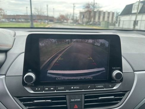 Used 2023 Nissan Altima 2.5 SR image 35