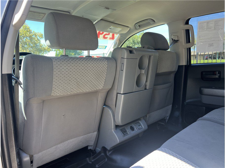 Used 2012 Toyota Tundra 4x4 CrewMax w/ Tow Pkg image 13