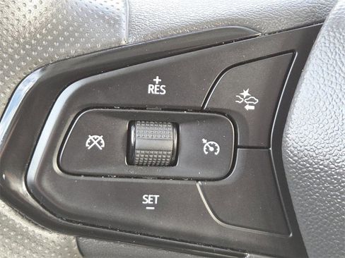 Used 2023 Chevrolet Bolt EUV LT w/ Redline Edition image 28