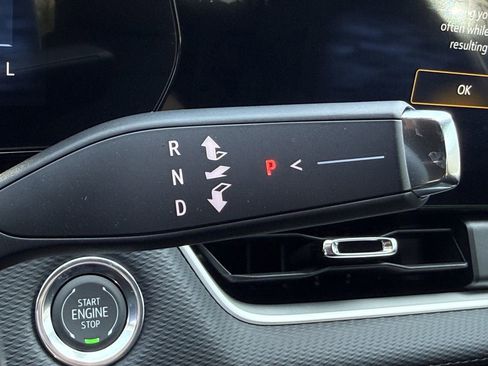 New 2026 Chevrolet Equinox LT FWD image 19