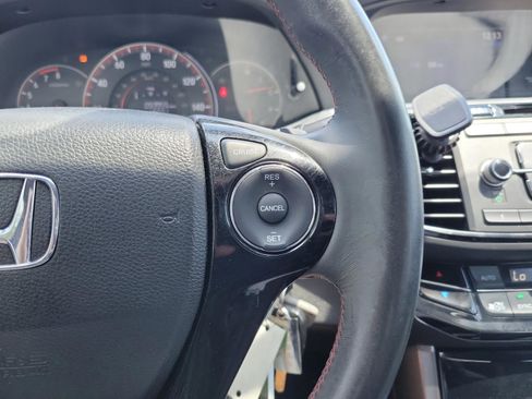 Used 2017 Honda Accord Sport Special Edition image 22