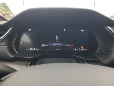 Certified 2025 Jeep Grand Cherokee L Limited w/ Luxury Tech Group II image 23