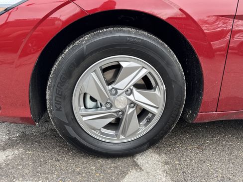 New 2026 Hyundai Elantra SE image 11