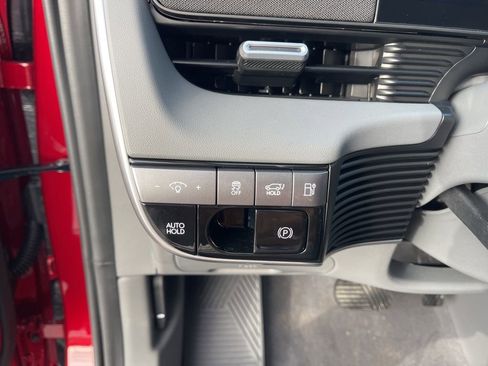 New 2026 Hyundai Ioniq 5 SEL image 19