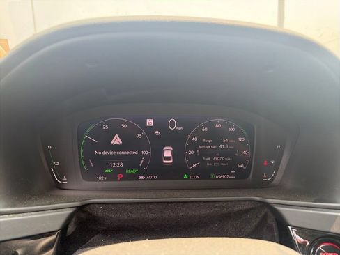 Used 2024 Honda Accord Touring image 17