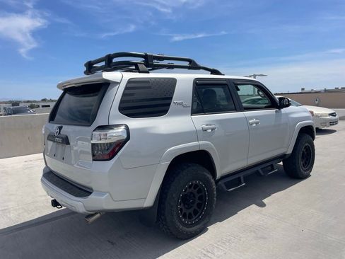 Used 2022 Toyota 4Runner TRD Off-Road Premium w/ Moonroof Package image 2