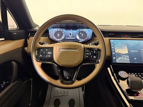 Used 2023 Land Rover Range Rover Sport SE Dynamic image 25