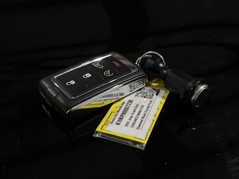 Used 2022 Jeep Grand Cherokee Summit AWD/4WD image 40