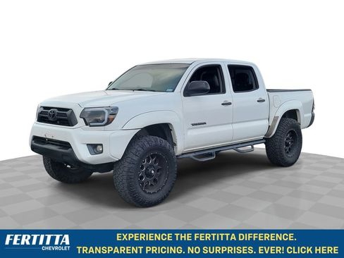 Used 2015 Toyota Tacoma PreRunner w/ SR5 Package image 1