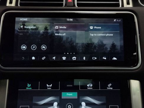 Used 2019 Land Rover Range Rover HSE image 19