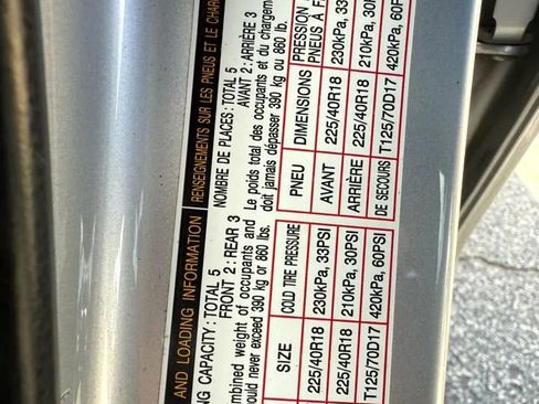 Used 2022 Toyota Corolla SE w/ SE Premium Package image 47