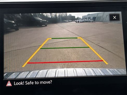 Used 2024 Volkswagen Tiguan SE image 16