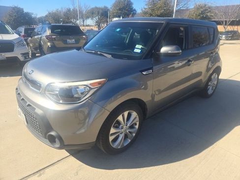 Used 2014 Kia Soul + image 3