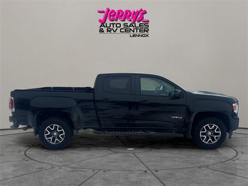 Used 2022 GMC Canyon AT4 image 17