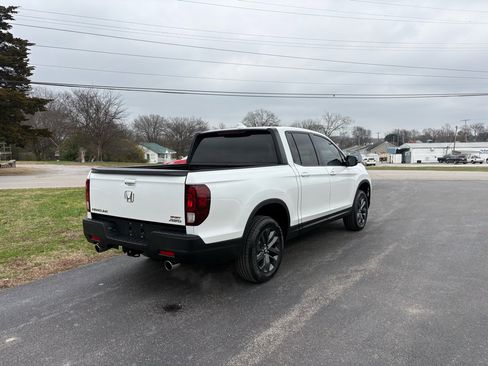 Used 2021 Honda Ridgeline Sport image 22