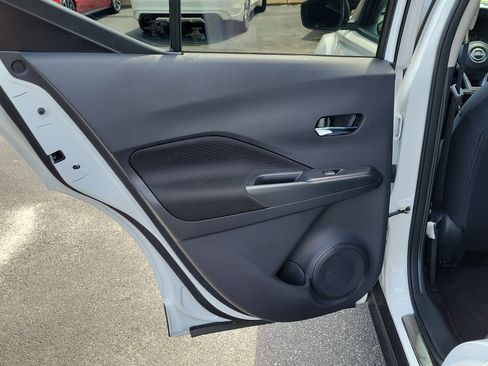 Used 2024 Nissan Kicks SV w/ Exterior Package FWD image 13