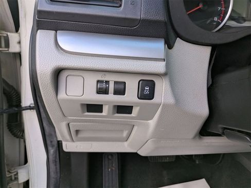 Used 2015 Subaru Forester 2.5i w/ Alloy Wheel Package image 14