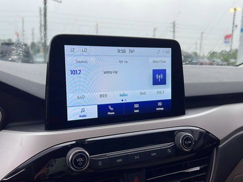 Used 2022 Ford Escape SEL FWD image 16