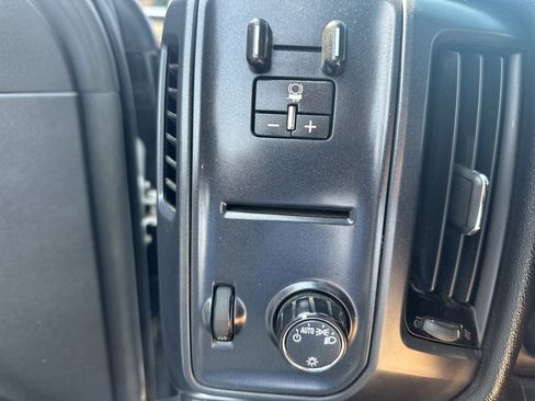 Used 2016 Chevrolet Silverado 3500 W/T w/ WT Convenience Package AWD/4WD image 12