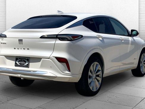 Used 2025 Buick Envista Avenir FWD image 10
