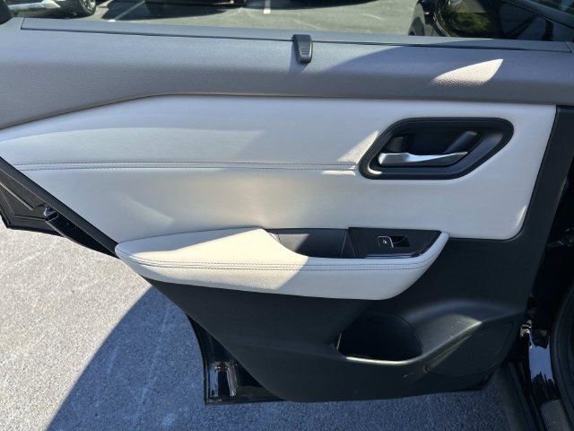 Used 2023 Nissan Rogue SL w/ SL Premium Package AWD/4WD image 21
