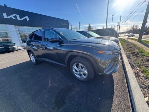 Used 2022 Hyundai Tucson SEL image 2