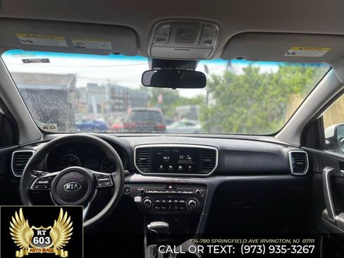 Used 2022 Kia Sportage LX w/ LX AWD Value Edition Package image 12