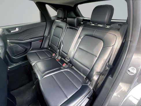 Used 2024 Ford Escape Platinum AWD/4WD image 25