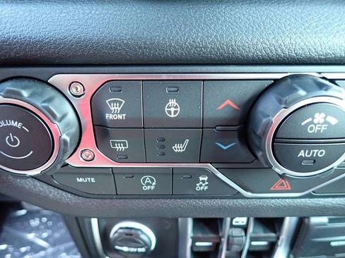 New 2025 Jeep Wrangler Sport S image 19