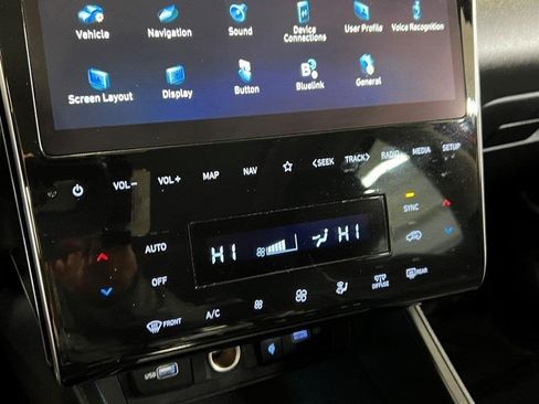 Used 2022 Hyundai Tucson Limited image 44
