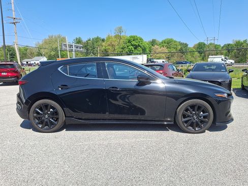 Certified 2025 MAZDA MAZDA3 2.5 S Hatchback w/ Appearance Package FWD image 9