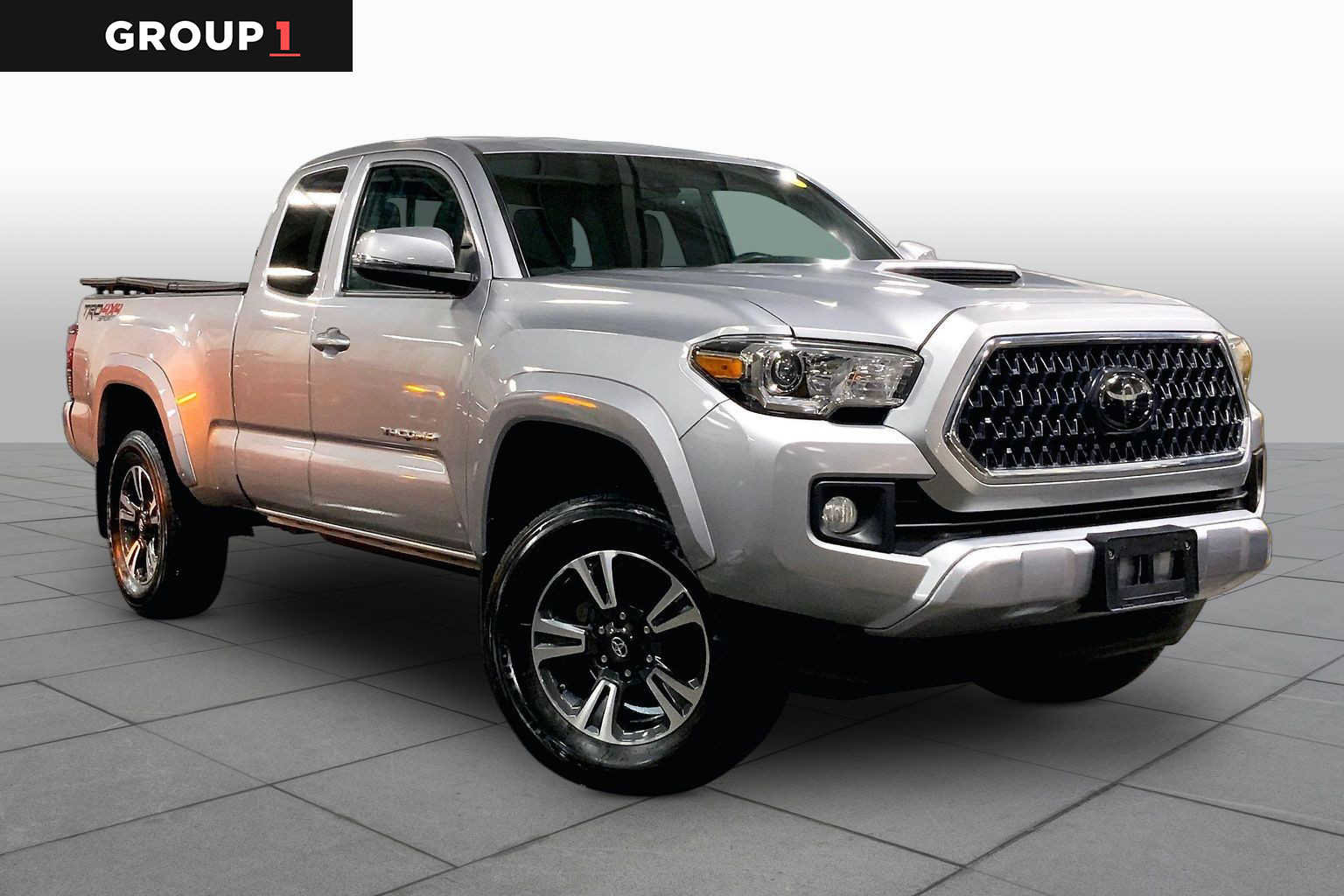 Certified 2018 Toyota Tacoma TRD Sport w/ Technology Package AWD/4WD image 3