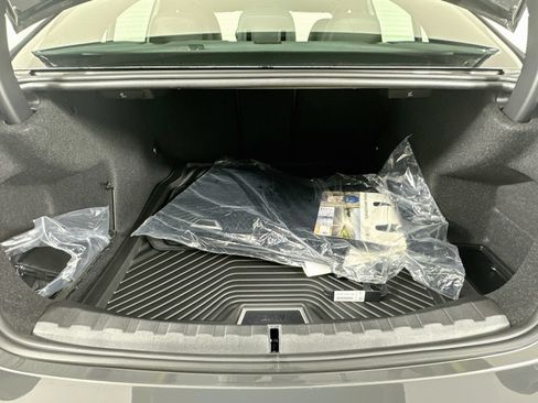 New 2026 BMW 330i xDrive Sedan w/ Premium Package AWD/4WD image 41