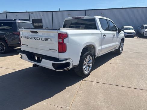Used 2021 Chevrolet Silverado 1500 Custom w/ LPO, Dark Essentials Package image 4