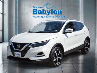 Used 2022 Nissan Rogue Sport SL w/ Premium Package