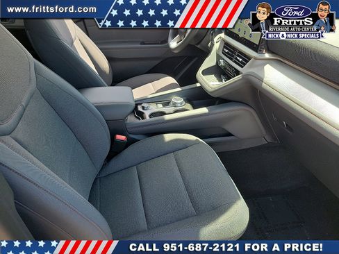 New 2026 Ford Explorer Active RWD image 17