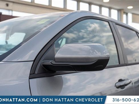 New 2026 Chevrolet Equinox LT image 30