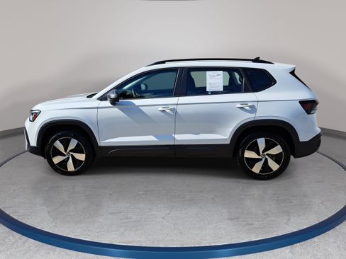 Certified 2025 Volkswagen Taos S AWD/4WD image 8